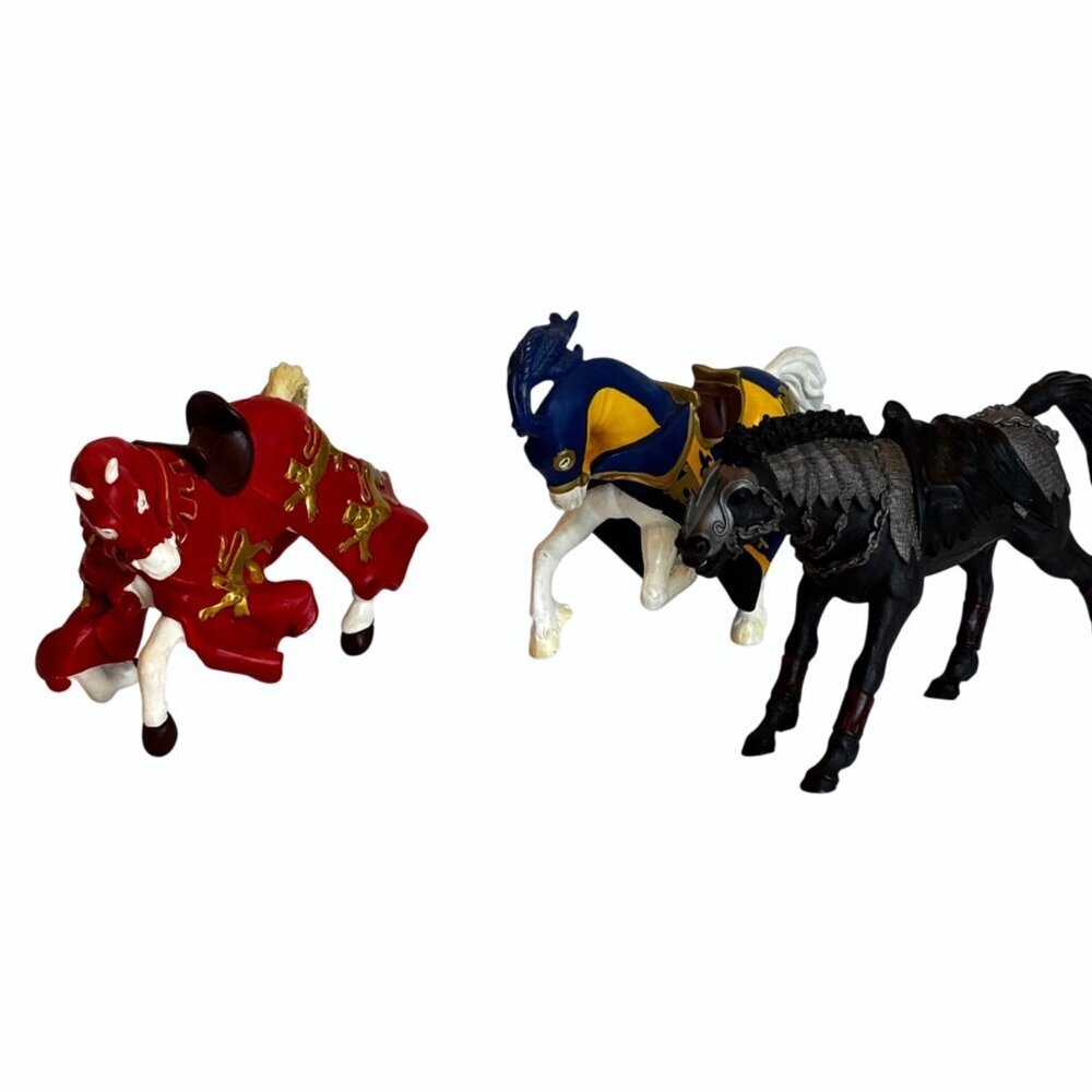Papo Medieval Knight Horses Figures -‎ Red Blue & Black Set Of 3 Vtg 2002